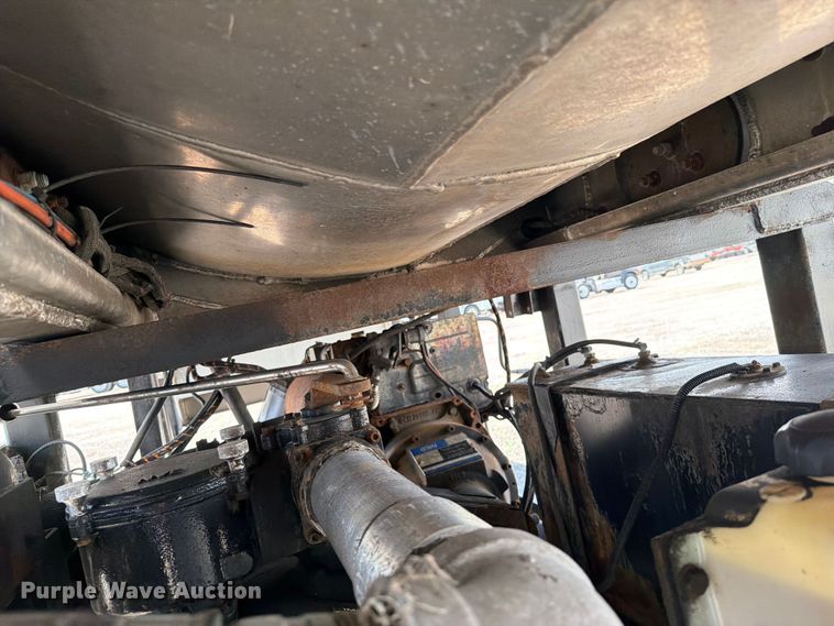 image for item EG9254 2015 ITI AV15010250 vacuum trailer