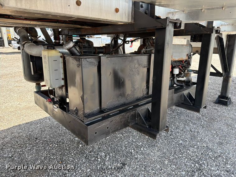image for item EG9254 2015 ITI AV15010250 vacuum trailer