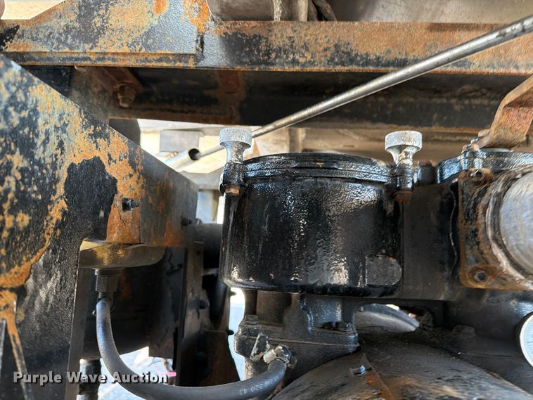 image for item EG9254 2015 ITI AV15010250 vacuum trailer