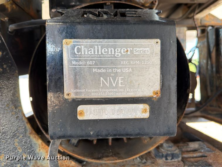 image for item EG9254 2015 ITI AV15010250 vacuum trailer