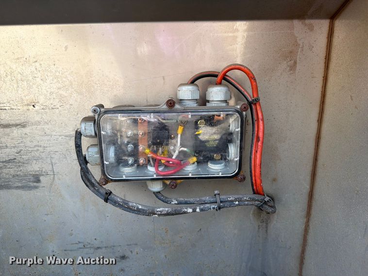 image for item EG9254 2015 ITI AV15010250 vacuum trailer