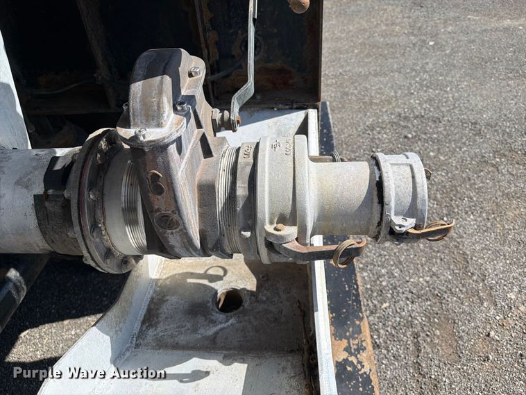 image for item EG9254 2015 ITI AV15010250 vacuum trailer