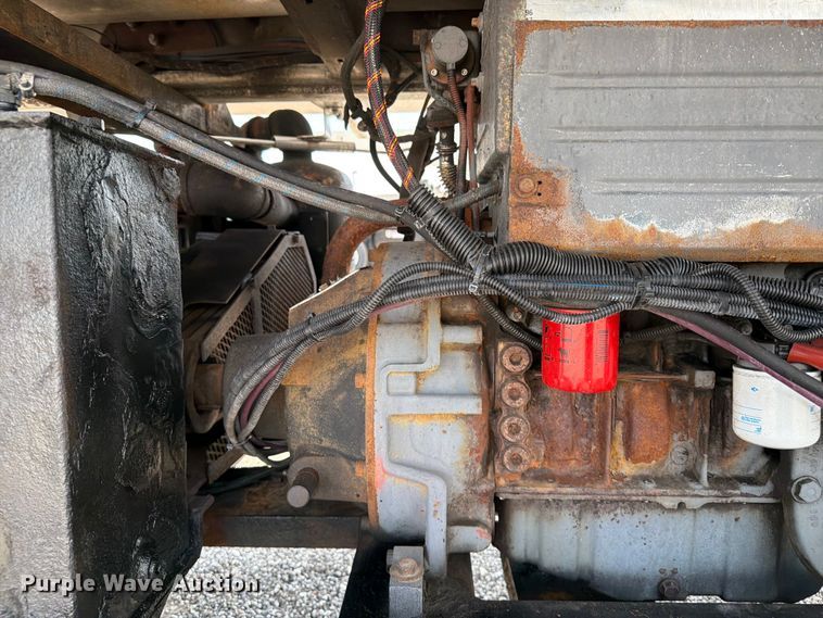 image for item EG9254 2015 ITI AV15010250 vacuum trailer