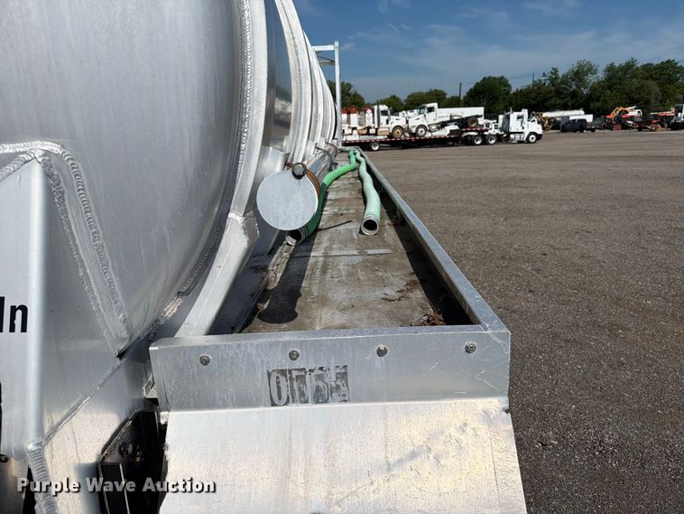 image for item EG9254 2015 ITI AV15010250 vacuum trailer