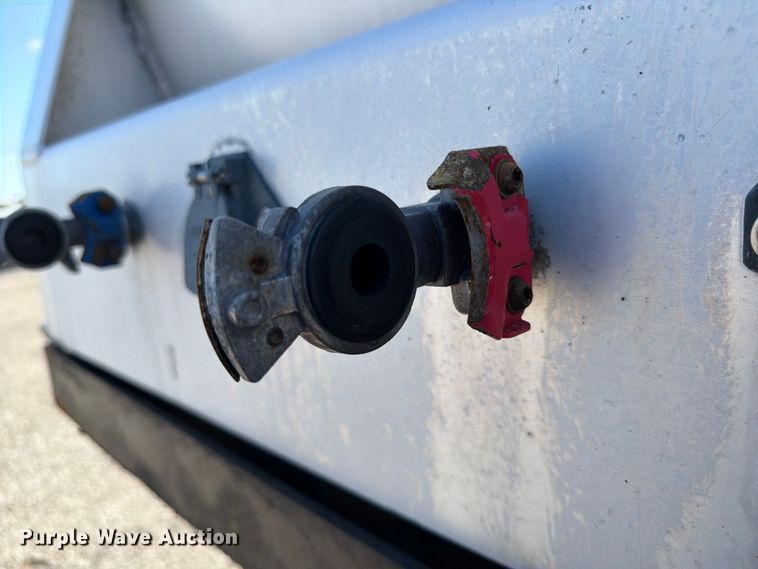 image for item EG9254 2015 ITI AV15010250 vacuum trailer