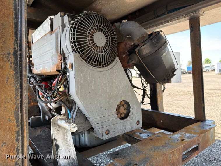 image for item EG9254 2015 ITI AV15010250 vacuum trailer
