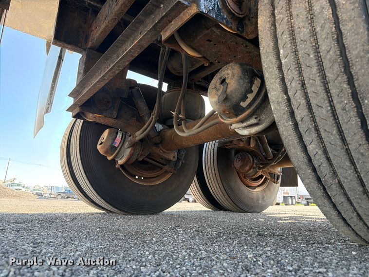image for item EG9254 2015 ITI AV15010250 vacuum trailer