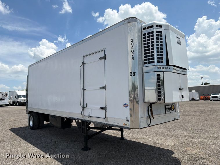 image for item EG9263 2001 Utility VS1R refrigerated van trailer