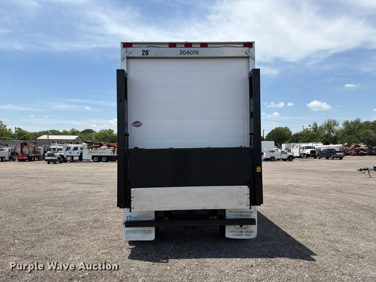 image for item EG9263 2001 Utility VS1R refrigerated van trailer