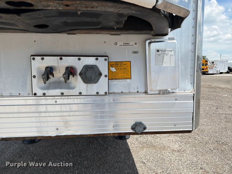 image for item EG9263 2001 Utility VS1R refrigerated van trailer