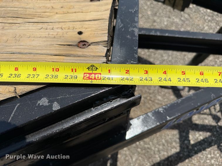 image for item EG9267 2015 Load Trail utility trailer
