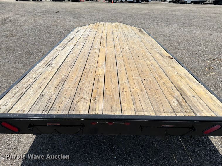 image for item EG9267 2015 Load Trail utility trailer