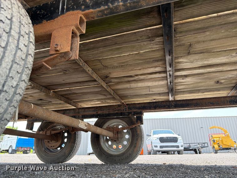 image for item EG9267 2015 Load Trail utility trailer