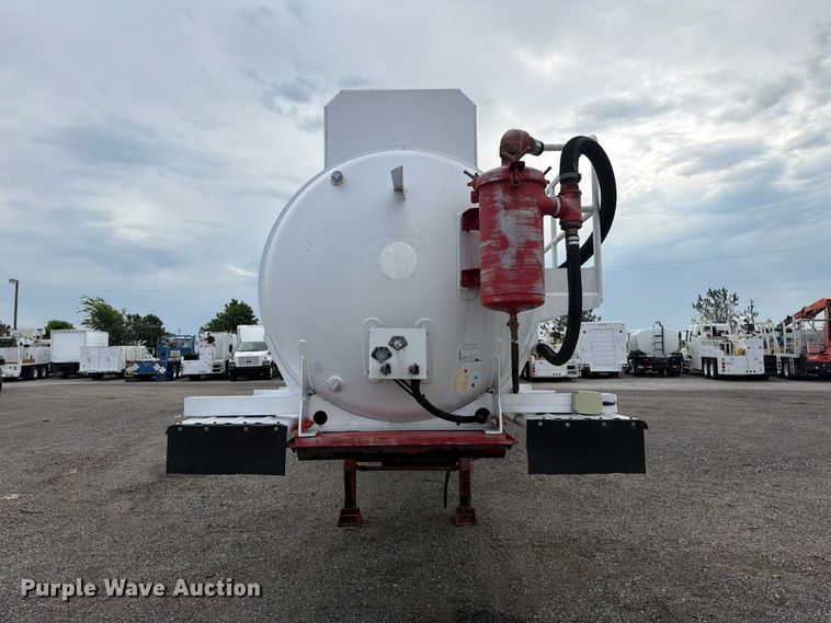 image for item EG9285 2006 Dragon Products vacuum trailer