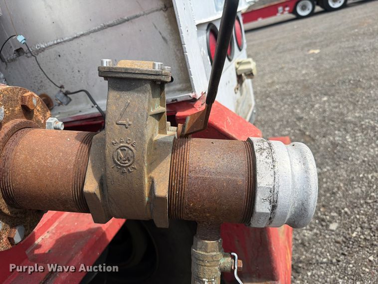 image for item EG9285 2006 Dragon Products vacuum trailer