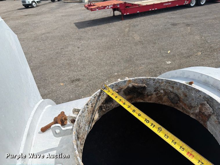 image for item EG9285 2006 Dragon Products vacuum trailer