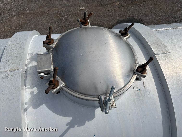 image for item EG9285 2006 Dragon Products vacuum trailer