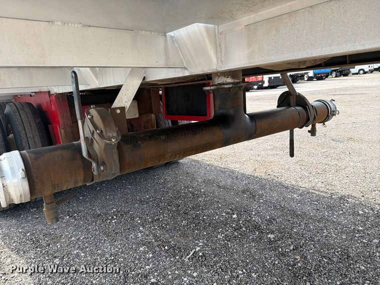 image for item EG9285 2006 Dragon Products vacuum trailer