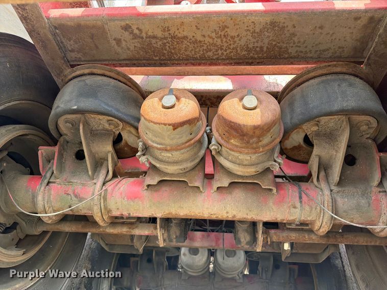 image for item EG9285 2006 Dragon Products vacuum trailer