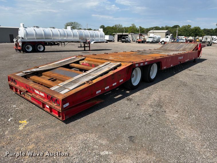 image for item EG9286 1997 Trail King HT Series drop deck hydraulic tail equipment trailer