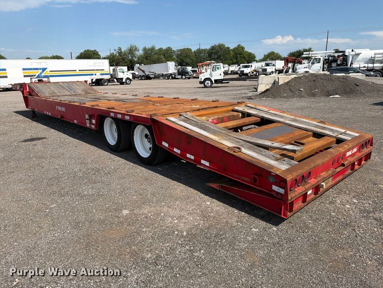 image for item EG9286 1997 Trail King HT Series drop deck hydraulic tail equipment trailer