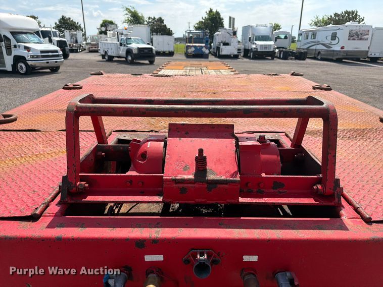image for item EG9286 1997 Trail King HT Series drop deck hydraulic tail equipment trailer