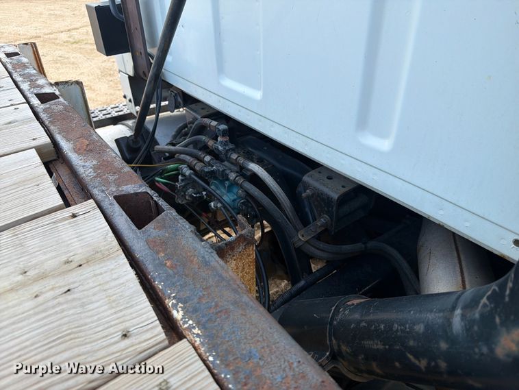 image for item ER1820 2000 Sterling Truck A9513 flatbed truck