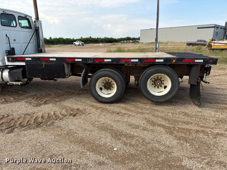 image for item ER1820 2000 Sterling Truck A9513 flatbed truck