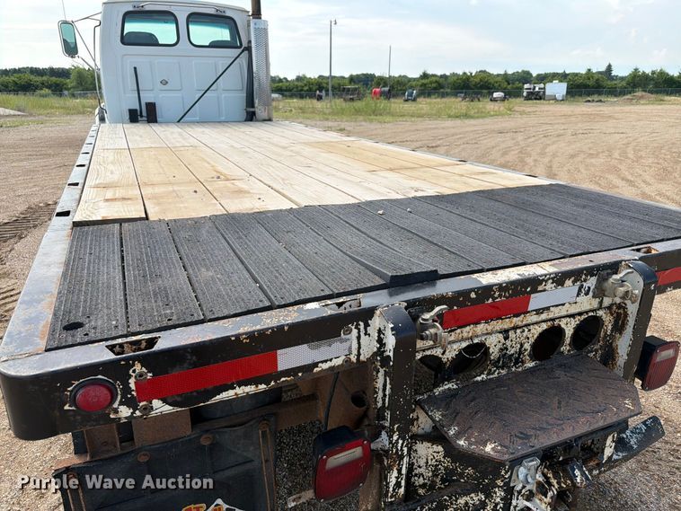 image for item ER1820 2000 Sterling Truck A9513 flatbed truck