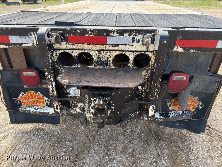 image for item ER1820 2000 Sterling Truck A9513 flatbed truck