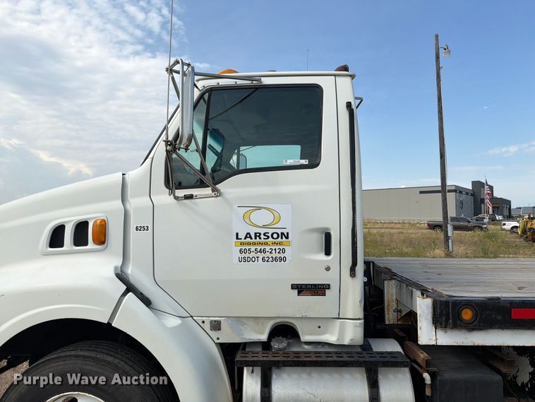 image for item ER1820 2000 Sterling Truck A9513 flatbed truck
