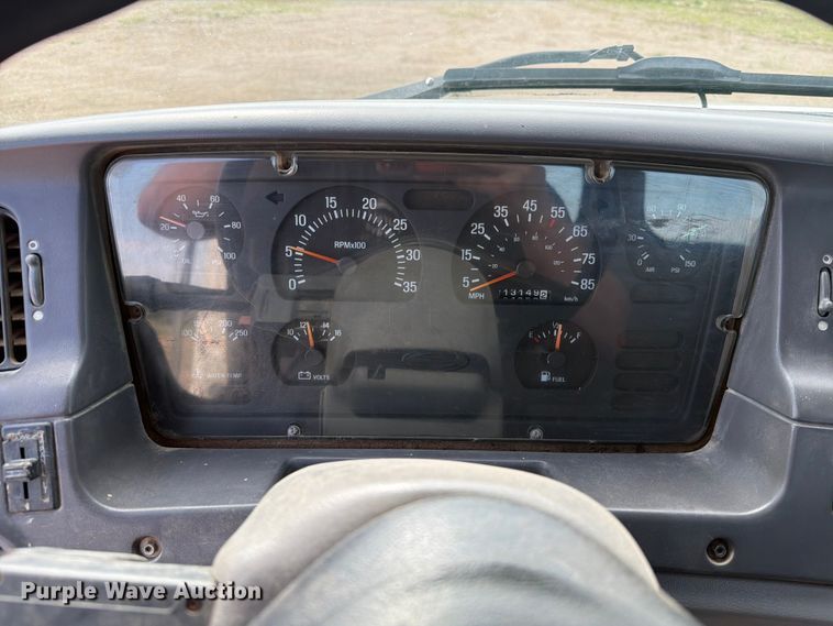 image for item ER1820 2000 Sterling Truck A9513 flatbed truck