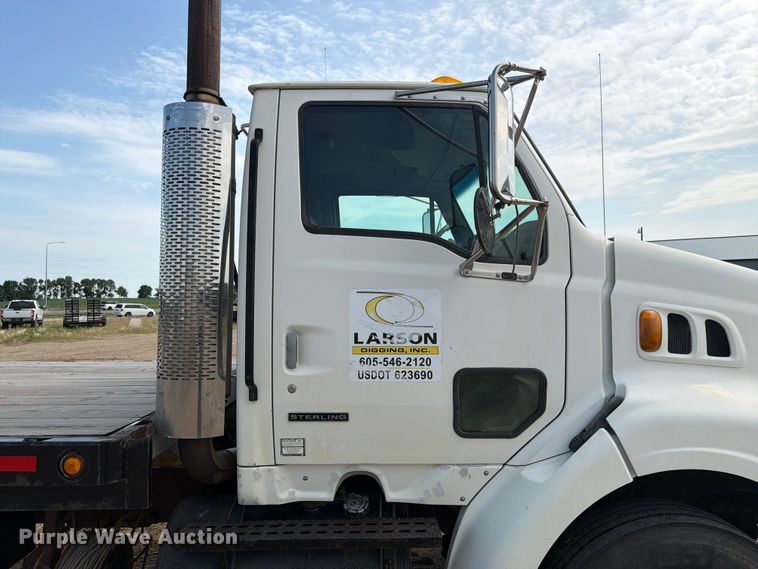 image for item ER1820 2000 Sterling Truck A9513 flatbed truck