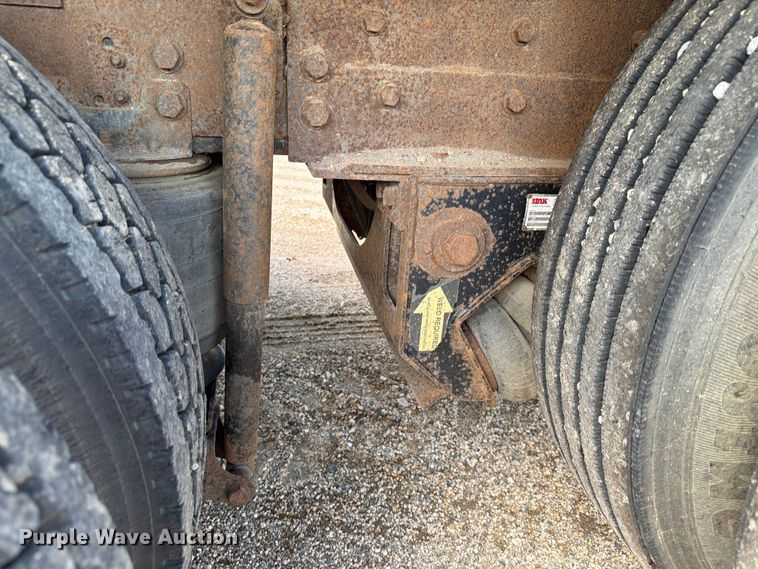 image for item ER1820 2000 Sterling Truck A9513 flatbed truck