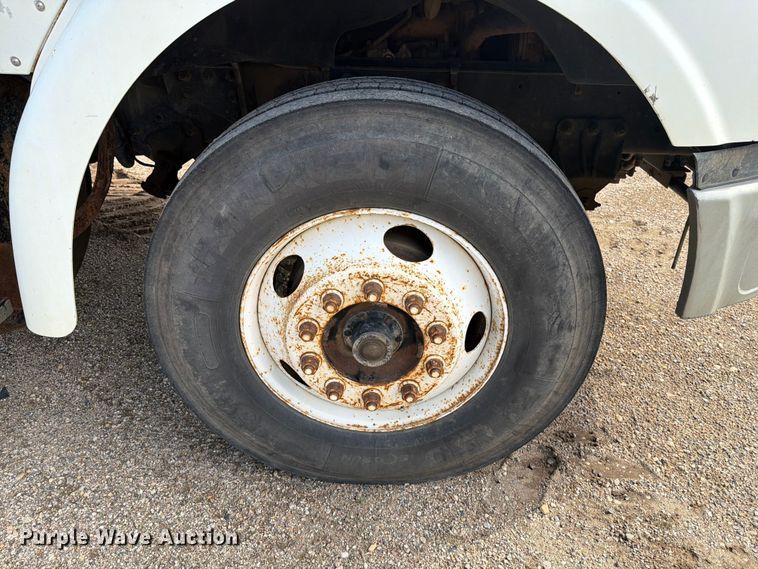 image for item ER1820 2000 Sterling Truck A9513 flatbed truck