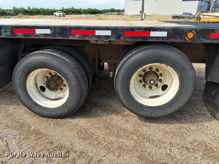 image for item ER1820 2000 Sterling Truck A9513 flatbed truck