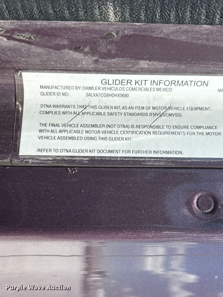 image for item ER3083 2017 Freightliner Columbia 120 Glider semi truck