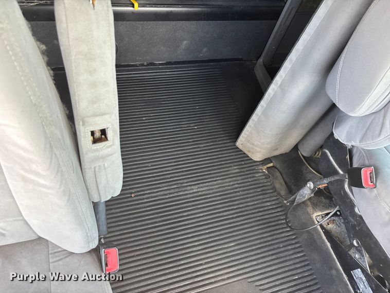 image for item ER3085 2017 Freightliner Columbia 120 Glider semi truck