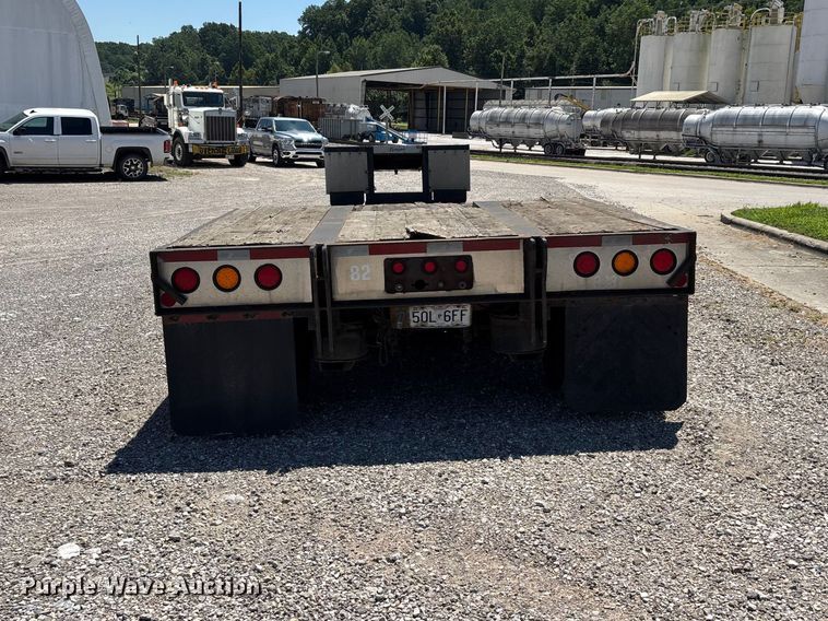 image for item ER3114 2013 Fontaine lowboy equipment trailer