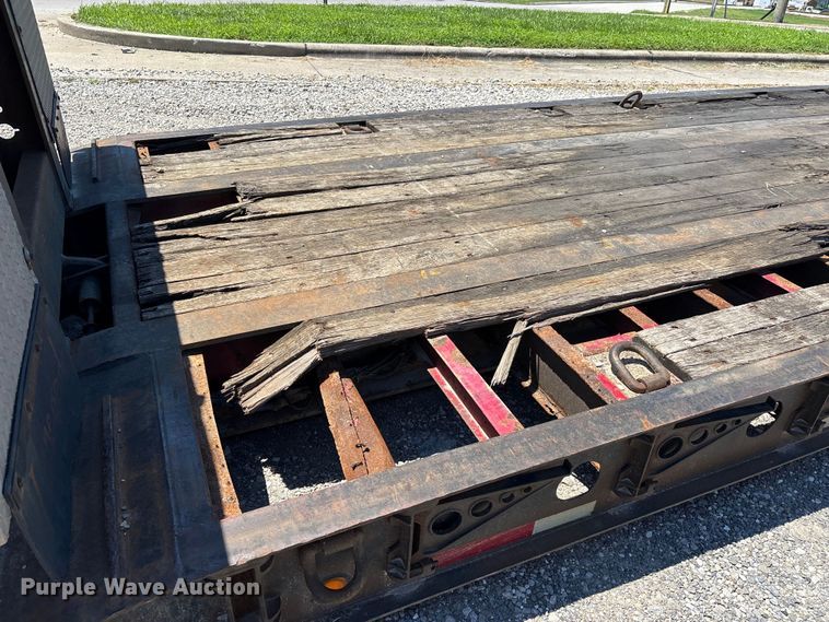 image for item ER3114 2013 Fontaine lowboy equipment trailer