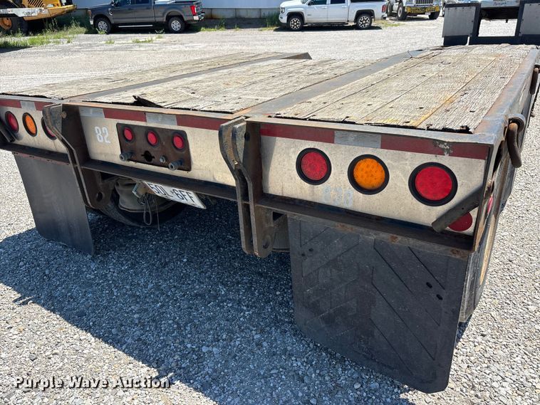 image for item ER3114 2013 Fontaine lowboy equipment trailer