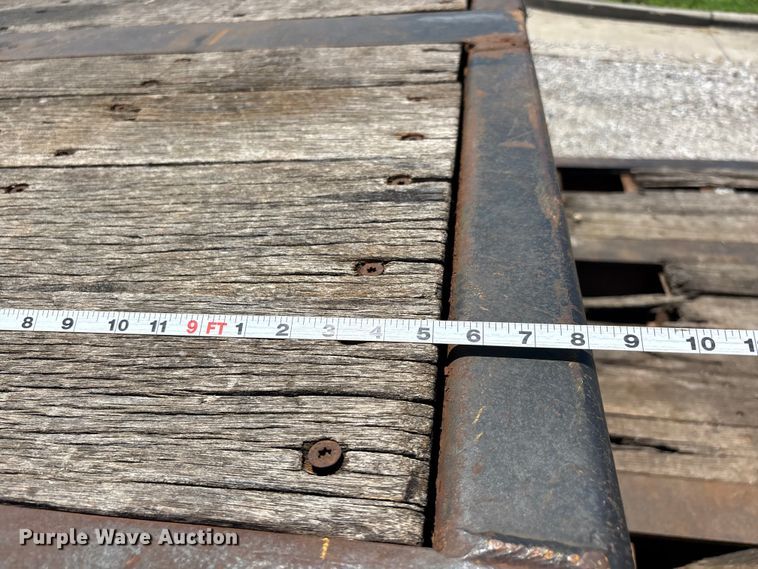 image for item ER3114 2013 Fontaine lowboy equipment trailer