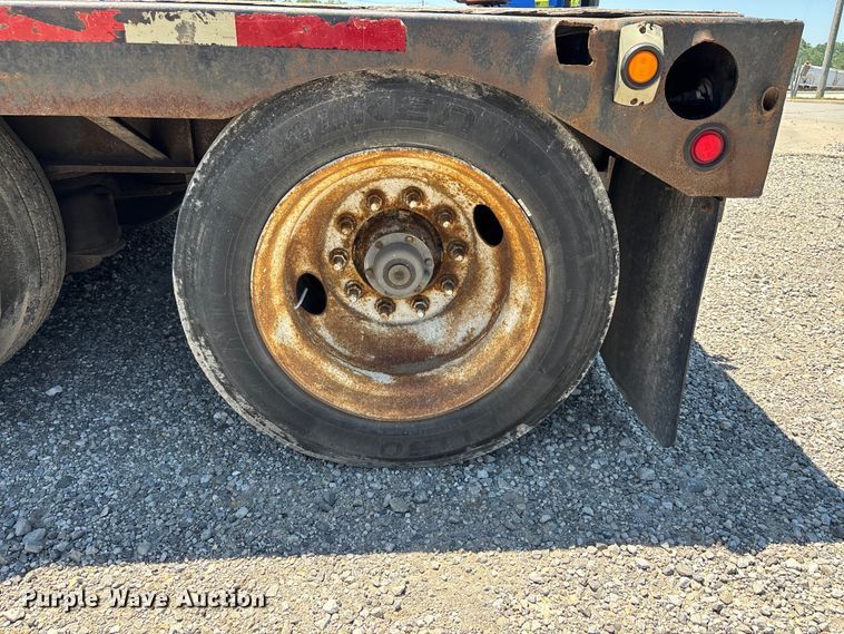 image for item ER3114 2013 Fontaine lowboy equipment trailer