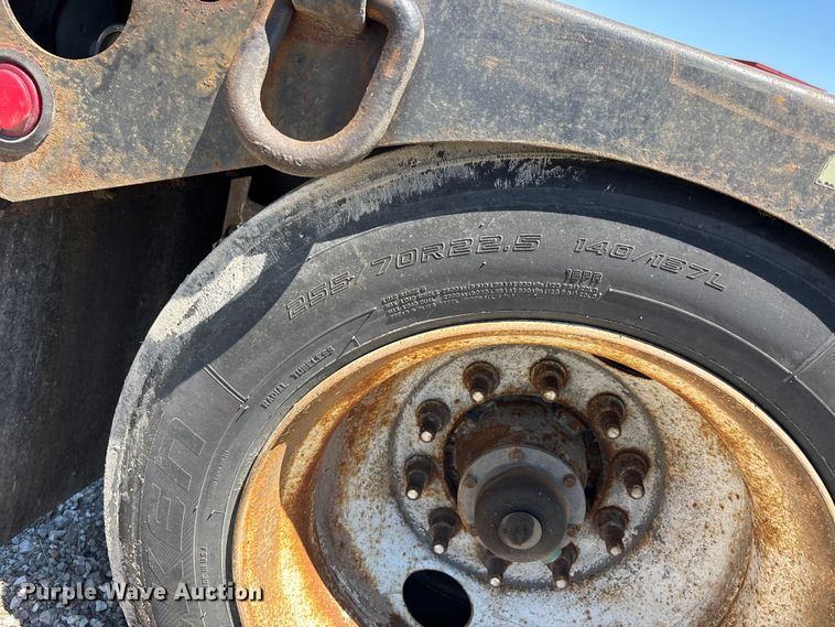 image for item ER3114 2013 Fontaine lowboy equipment trailer