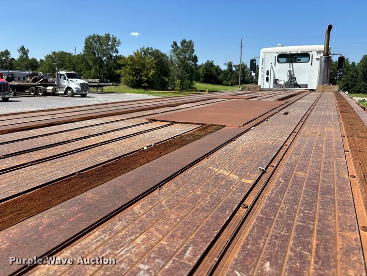 image for item ER3117 2005 Transcraft Eagle flatbed trailer