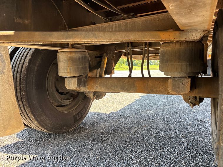 image for item ER3117 2005 Transcraft Eagle flatbed trailer