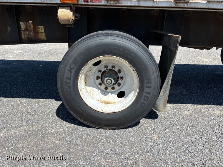 image for item ER3117 2005 Transcraft Eagle flatbed trailer