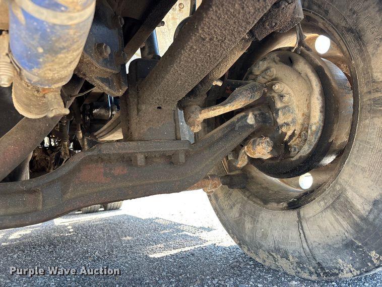 image for item ER3120 1982 Mack R686ST semi truck