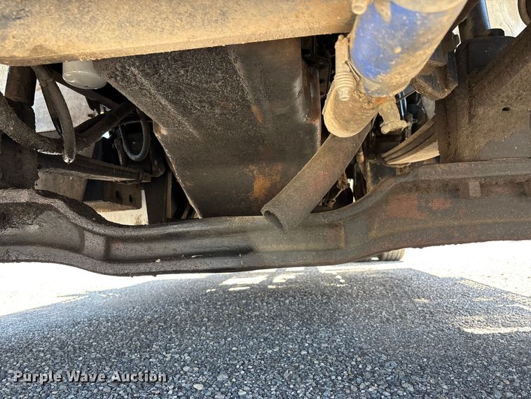 image for item ER3120 1982 Mack R686ST semi truck