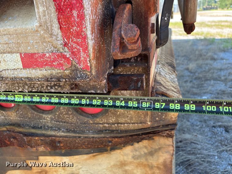 image for item ER3122 2000 Travis end dump trailer